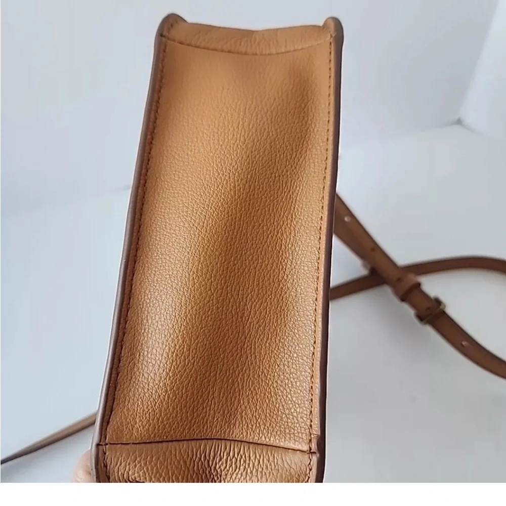 Fossil Ainsley Small Flap Crossbody - Picture 6 of 6